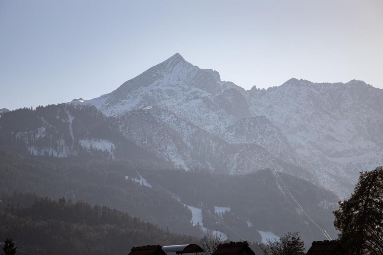 Aussicht Daire Garmisch-Partenkirchen Dış mekan fotoğraf